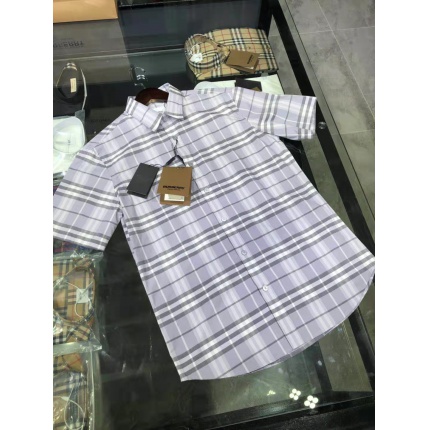 Burberry Short-Sleeved Shirts for Men in 177339