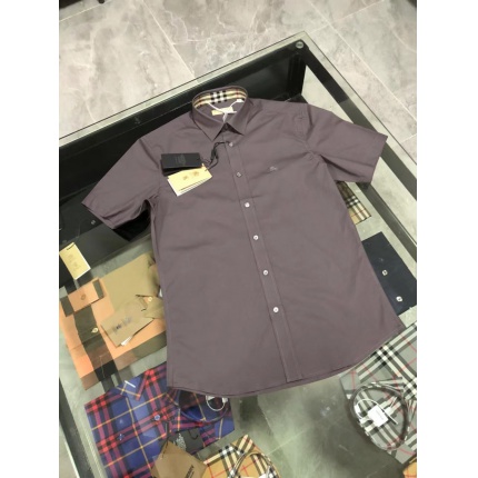 Burberry Short-Sleeved Shirts for Men in 177344