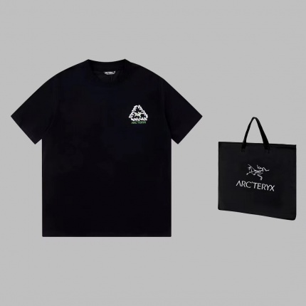 ARC TERYX T-shirts for Men in 177394