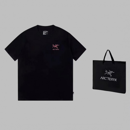 ARC TERYX T-shirts for Men in 177399