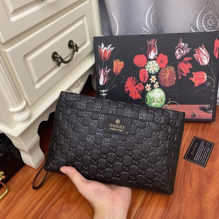 Gucci AAA quality Clutch in 177557