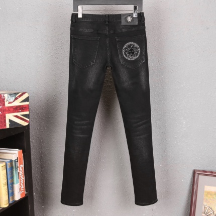 New Versace Jeans for Men 28-38 in 177594