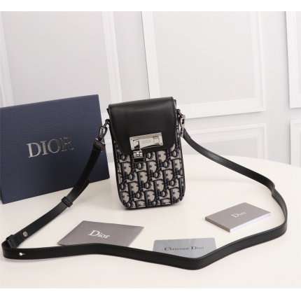 Dior AAA quality Bags For Men in 177692