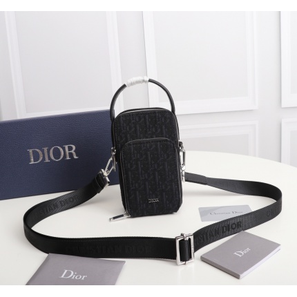 Dior AAA quality Bags For Men in 177694