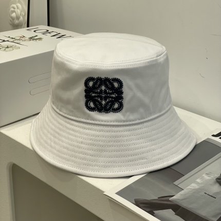 Loewe Hats in 177916