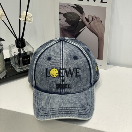 Loewe Hats in 177917