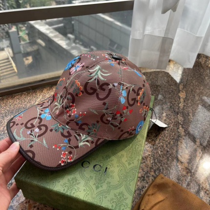 Gucci AAA Hats in 177934