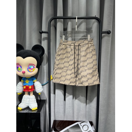 Balenciaga Short pants in 178338