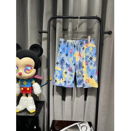 Louis Vuitton Short Pants For Men in 178428