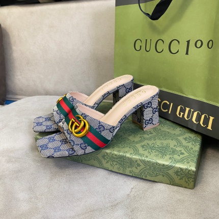 Gucci Slippers For Women in 178512