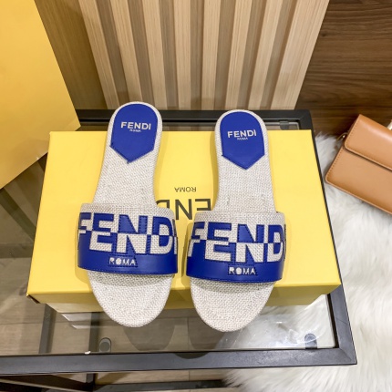 Fendi Slippers For Women in 178517