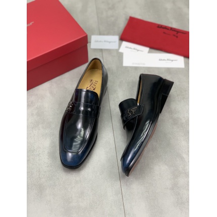 Ferragamo Dress Shoes For Men in 178690