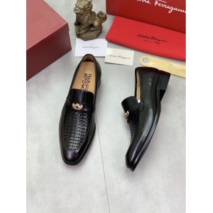 Ferragamo Dress Shoes For Men in 178732