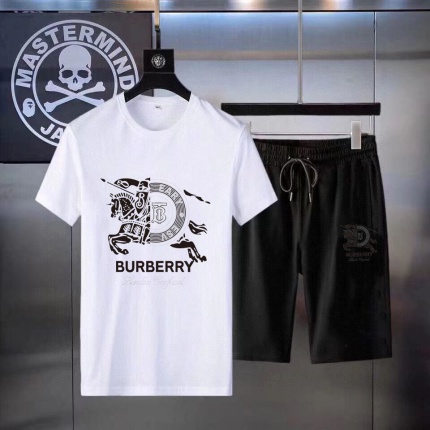 Burberry Tracksuits for Men in 178934