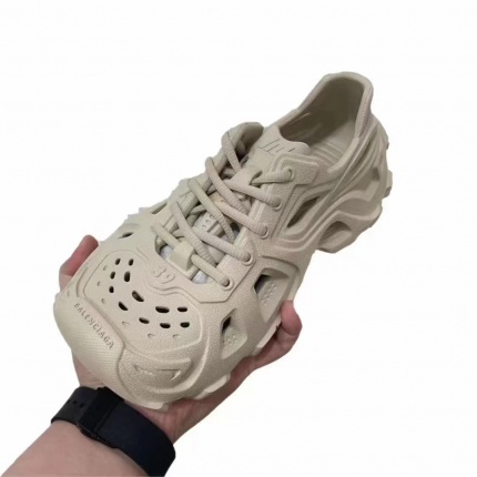 Balenciaga Slippers For Men in 178999