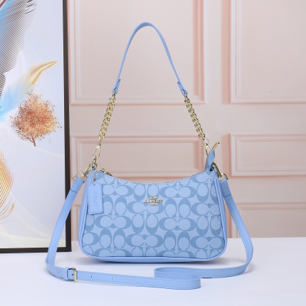 Coach Cross Bags in 179135