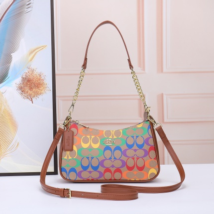 Coach Cross Bags in 179141