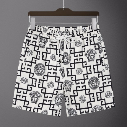 Versace Short Pants For Men in 179345