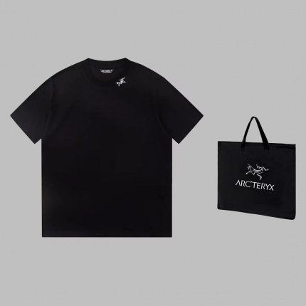 ARC TERYX T-shirts for Men in 179436