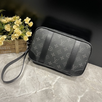 Louis Vuitton AAA+++ bags For Men in 179473