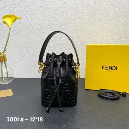 Fendi AAA+++ Handbags in 179551