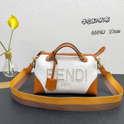 Fendi AAA+++ Handbags in 179609