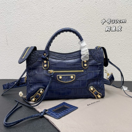 Balenciaga high quality Handbags in 179655