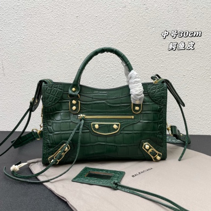 Balenciaga high quality Handbags in 179656