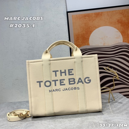 Marc Jacobs Bags in 179664