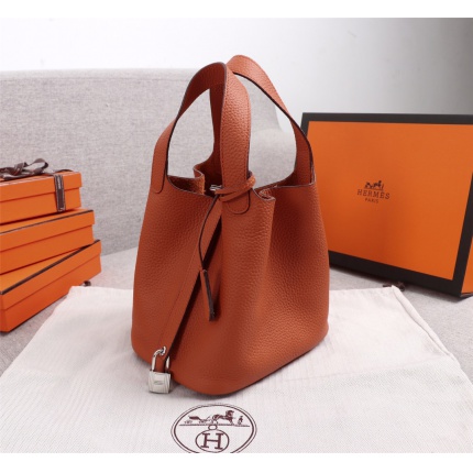 Hermes  AAA Quality Handbags in 179703