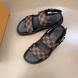 Louis Vuitton Slippers For Men in 167907