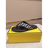Fendi Slippers And Sandals For Men in 174497