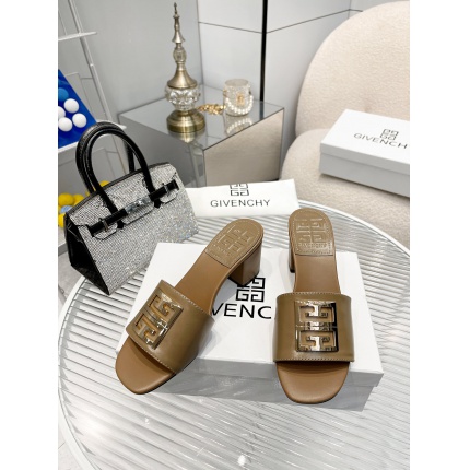 Givenchy shoes for Men in 179818