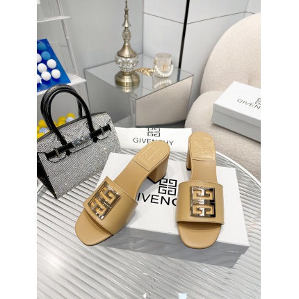 Givenchy shoes for Men in 179820