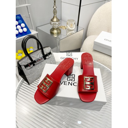 Givenchy shoes for Men in 179821