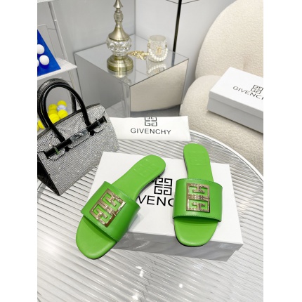 Givenchy shoes for Men in 179828