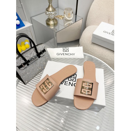 Givenchy shoes for Men in 179829