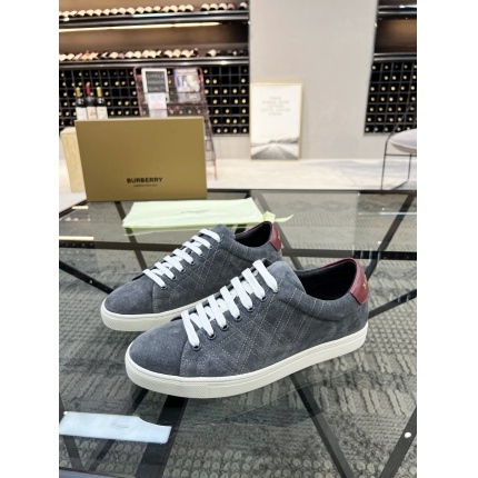 Burberry Sneakers For Men in 179965