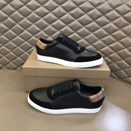 Burberry Sneakers For Men in 179970