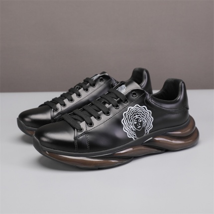 Versace Sneakers For Men in 180025