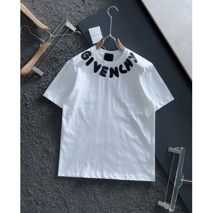 Givenchy T-Shirts for Men in 180247