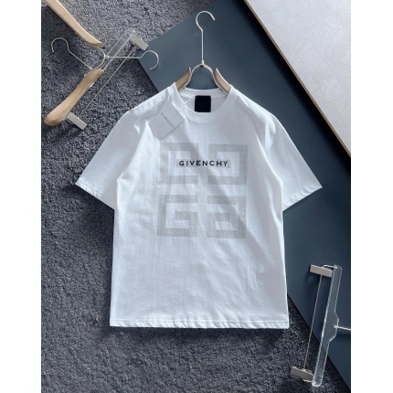 Givenchy T-Shirts for Men in 180249