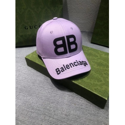 Balenciage Hats in 180292