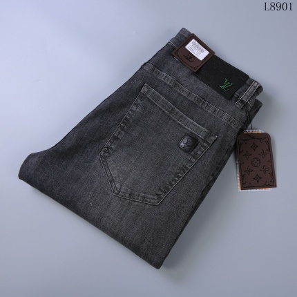 Louis Vuitton Jeans for Men in 180370
