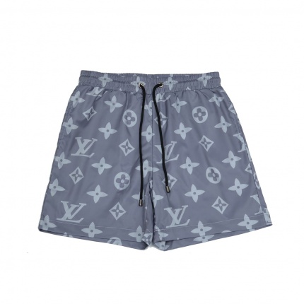 Louis Vuitton Short Pants For Men in 180422