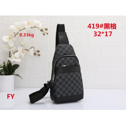 Louis Vuitton Cross Bags Men in 180464