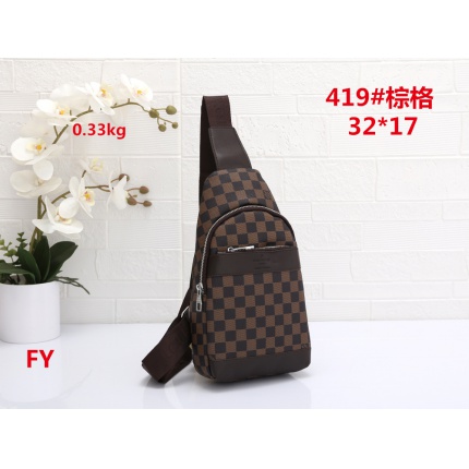 Louis Vuitton Cross Bags Men in 180465