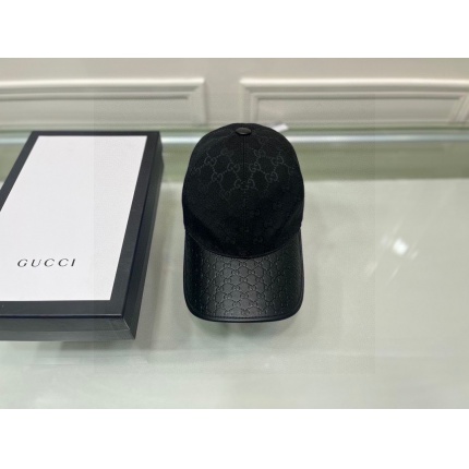 Gucci Hats in 180630