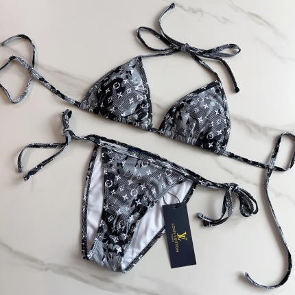 Louis Vuitton Bikini in 180663