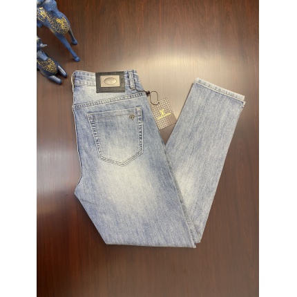 Louis Vuitton Jeans for Men in 180761
